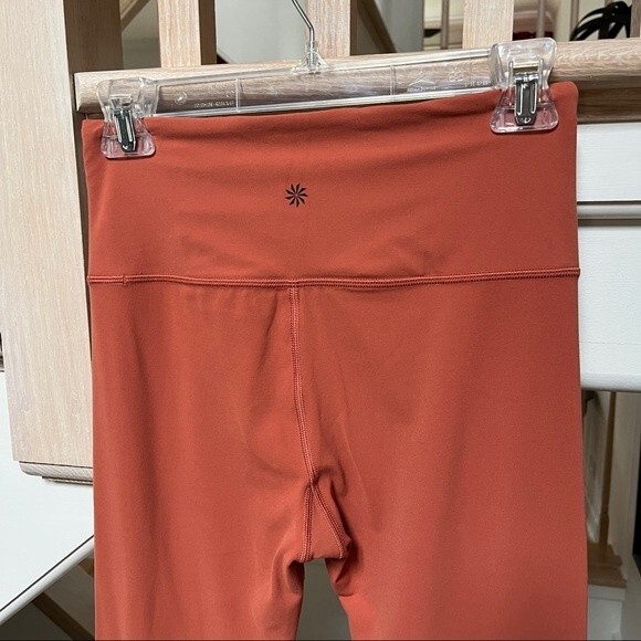 ATHLETA Rise Up Rib 7/8 Tight in Rust Small Tall - Picture 4 of 12
